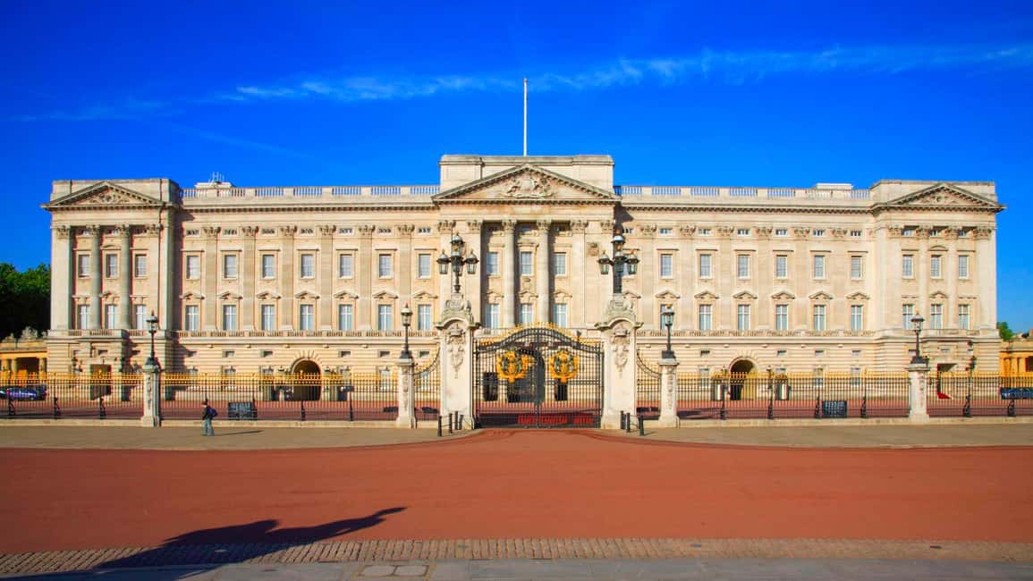image n.10 of London: Buckingham Palace & Changing of the Guard Experience activity in London, uploaded by supplier