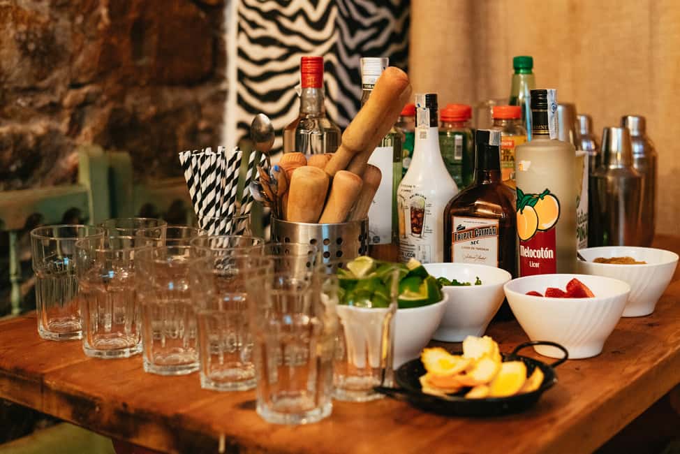 Bild Nr. 6 von Barcelona: Cocktail-Meisterkurs vom Mixologen mit Tapas Aktivität in Barcelona, hochgeladen vom Anbieter