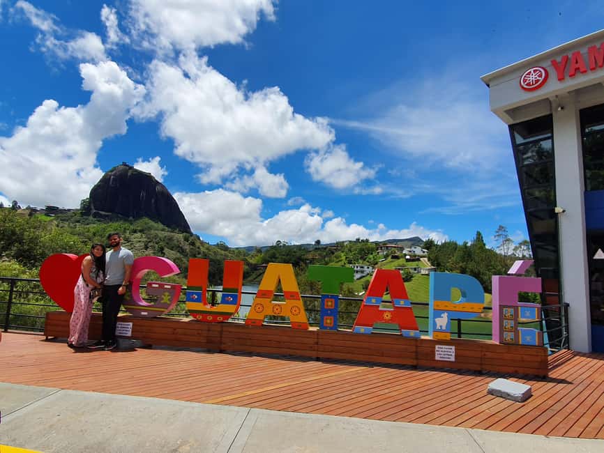imagem n.3 de De Medellín: Tour particular à rocha El Peñón e à cidade de Guatapé atividade em Guatapé, carregada pelo fornecedor