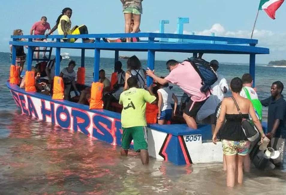 image n.13 of WATAMU,Snorkeling/dolphin spotting,seafood,mida creek cruise activity in Coast Province, uploaded by supplier