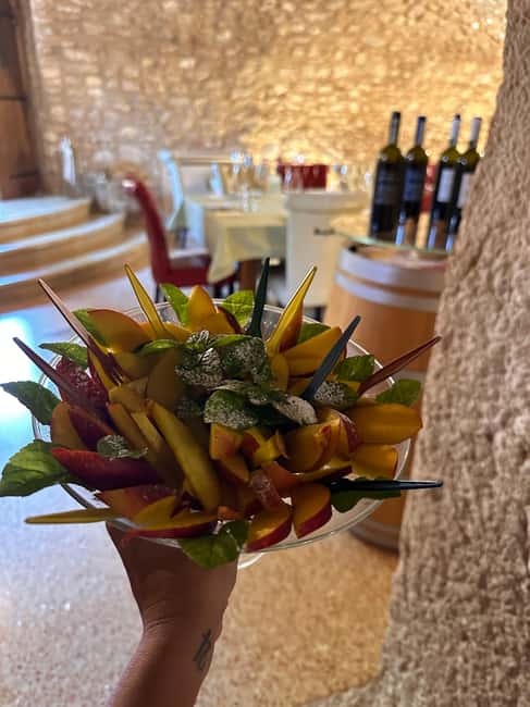Immagine nº 18 di Il tour completo dell'Amarone: 2 cantine, pranzo e approfondimento sull'Amarone attività a Verona, caricata dal fornitore
