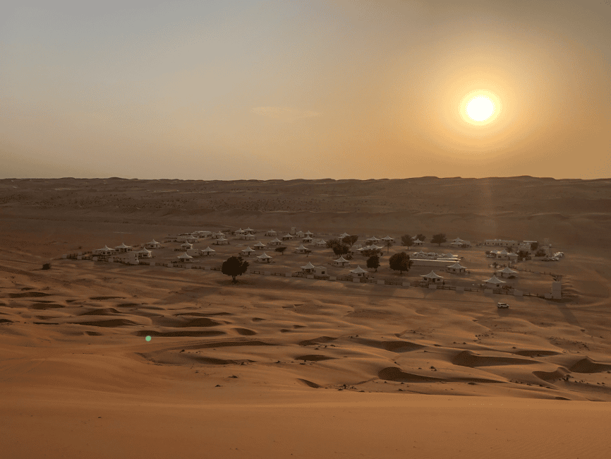 Immagine nº 6 di Muscat: Tour del tramonto nel deserto di Wahiba Sands con cena attività a Mascate, caricata dal fornitore