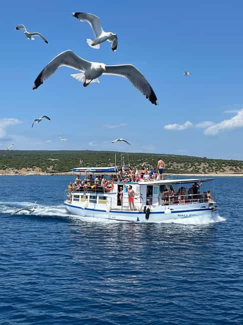 Immagine nº 2 di Krk: Baia d'Oro, Grotta Azzurra e Crociera delle 4 Isole attività a Ponte, caricata dal fornitore