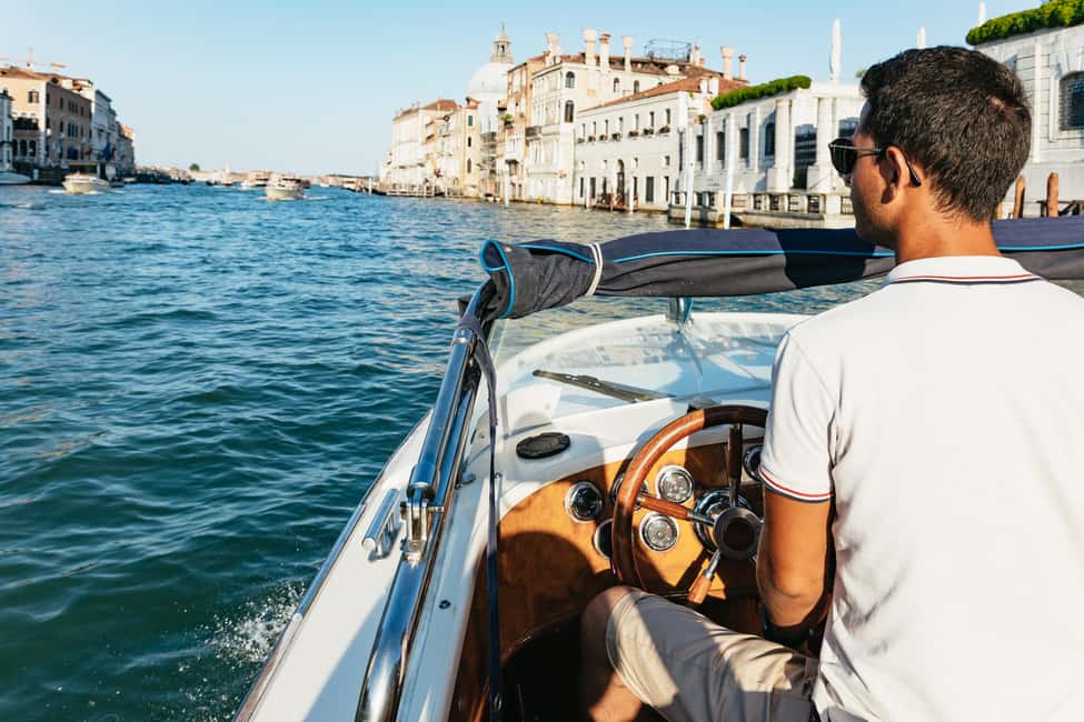 image n.14 of Venice: Shared Water Taxi Transfer to Marco Polo Airport activity in Venice, uploaded by supplier