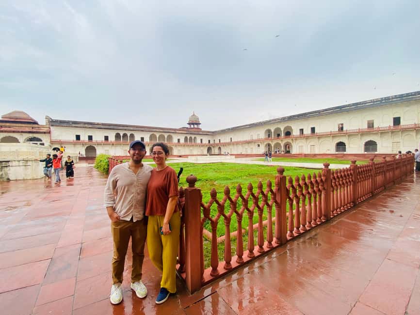 imagem n.3 de De Deli: Excursão privada ao Taj Mahal e Agra com 5* Almoço atividade em Agra, carregada pelo fornecedor