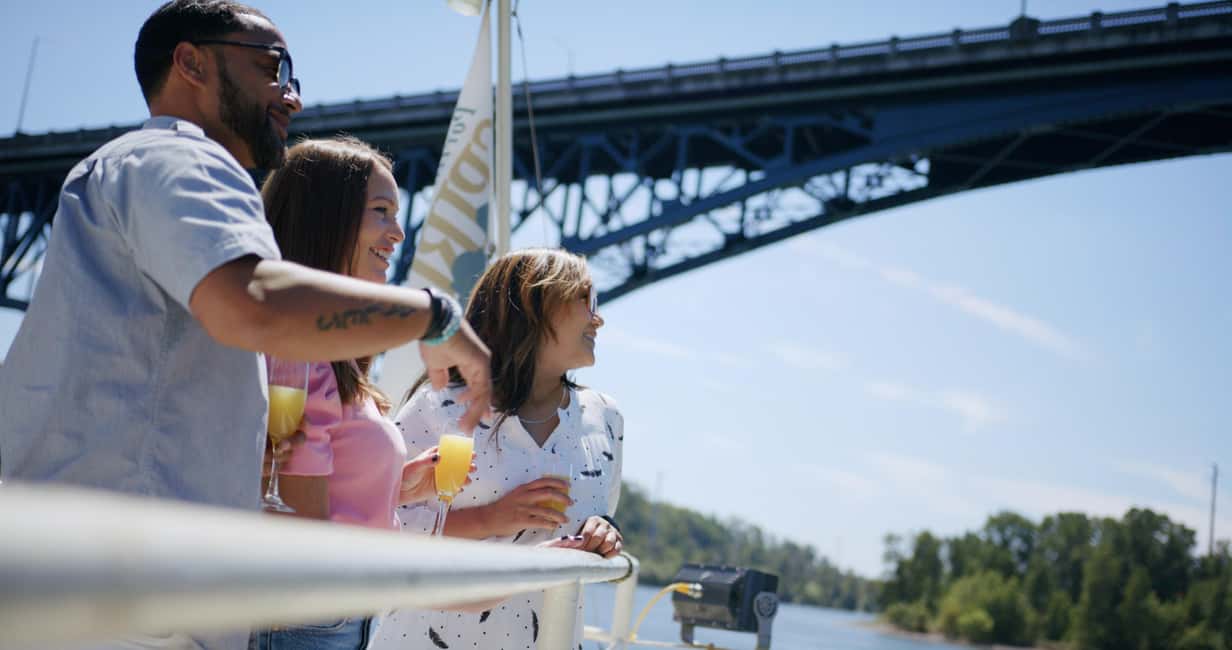 image n.8 of Portland: Champagne Brunch Cruise on Willamette River activity in Portland, Oregon, uploaded by supplier