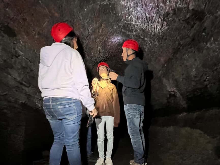 imagen n.º 11 de Catania: Excursión al atardecer en el Etna con servicio de recogida y regreso actividad en Catania, subida por el proveedor