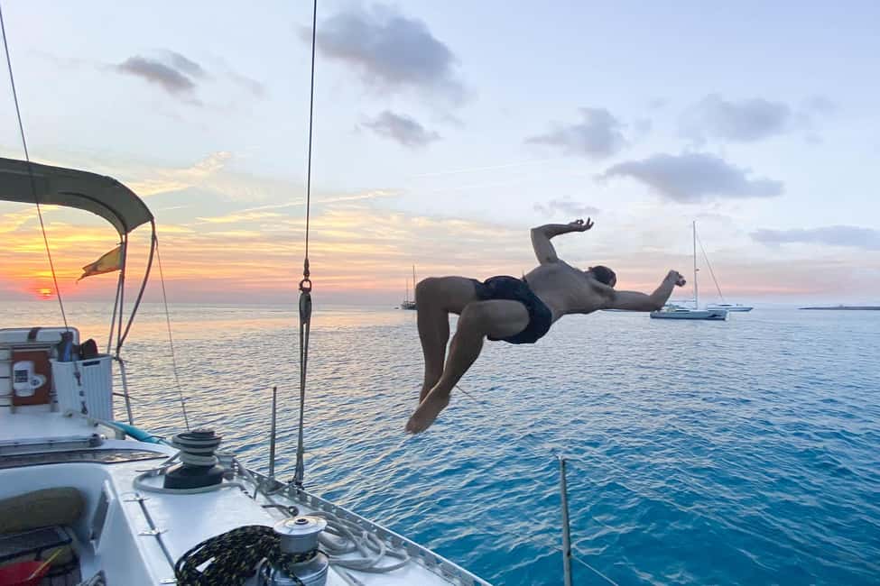 image n.9 of Palma: Private Half-Day Sailing Trip with Tapas & Drinks activity in Palma de Mallorca, uploaded by supplier