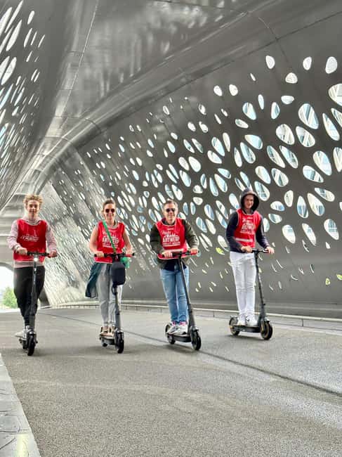 image n.11 of Antwerp: The Big Five City Highlights E-kickscooter Tour activity in Antwerp, uploaded by supplier