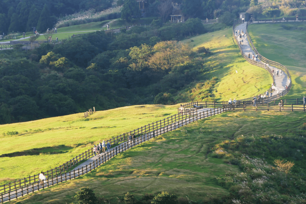 image n.3 of Taipei: Yangmingshan & Beitou Full-Day Tour activity in Taipei City, uploaded by supplier