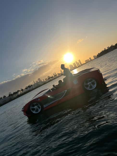 bild nr.2 av Miami Beach: 1 timmes Jetcar-uthyrning & 30 minuters båttur med kändisar aktivitet i Miami, uppladdad av arrangören
