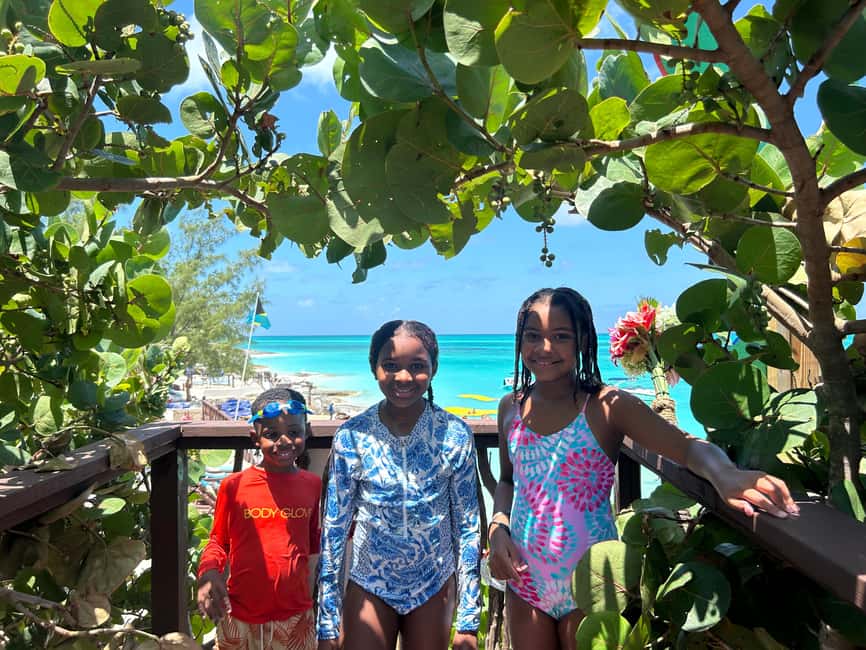 Image N°45 de Nassau : Plongée en apnée dans les récifs, tortues, déjeuner et club de plage privé activité à Bahamas, publiée par le prestataire