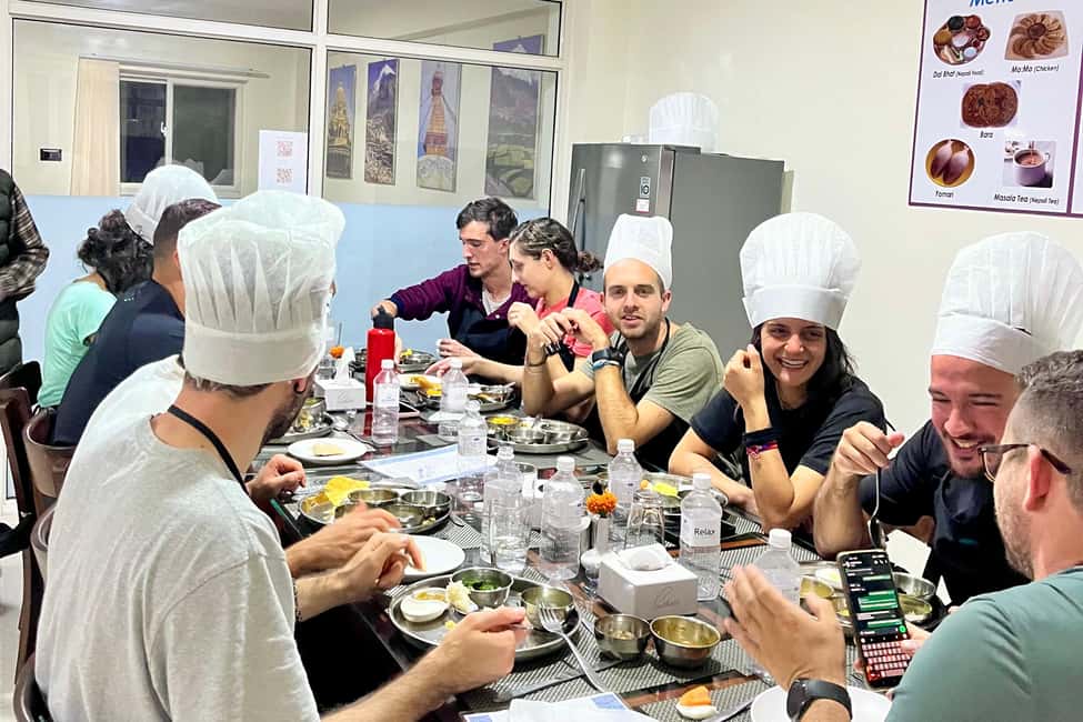 imagen n.º 36 de Katmandú: Clase de cocina nepalí y Momo dirigida por mujeres locales actividad en Katmandú, subida por el proveedor