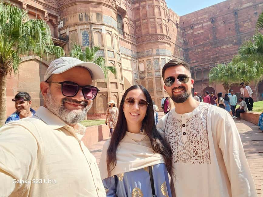 image n.3 of From Delhi: Taj Mahal & Agra Private Day Trip with Transfers activity in Agra, uploaded by supplier