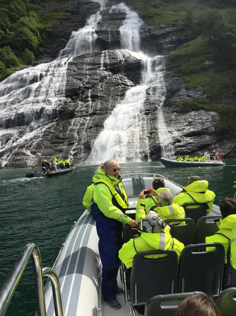 Bild Nr. 9 von Von Hellesylt aus: Erlebe die Fjordsafari Geirangerfjord auf einem RIB. Aktivität in Møre og Romsdal, hochgeladen vom Anbieter