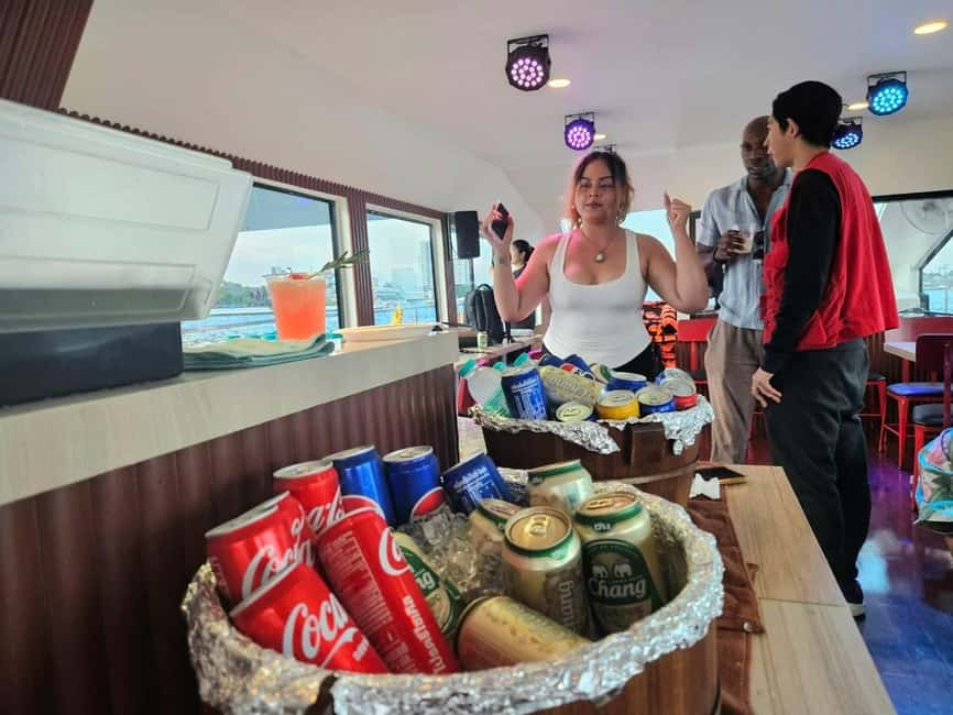 image n.28 of Bangkok: Chao Phraya Booze Cruise With Unlimited Drinks activity in Bangkok, uploaded by supplier