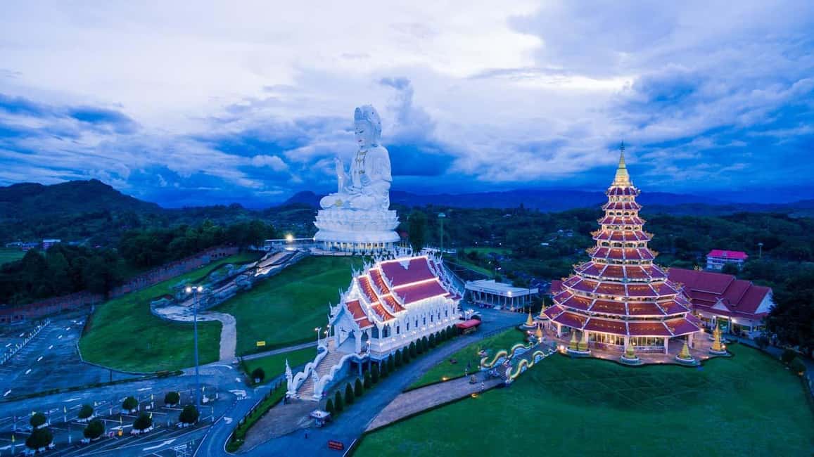 image n.9 of Chiangmai to Chiangrai: 3 Temples, Hot Springs& Lalitta Cafe activity in Chiang Rai, uploaded by supplier