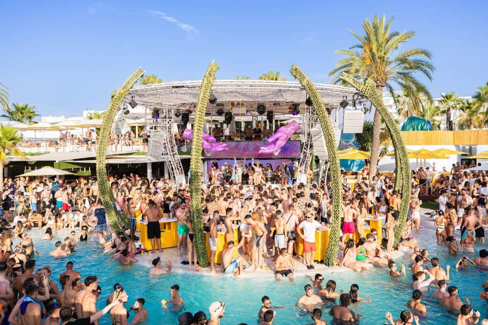 Image N°8 de Ibiza Ultimate Nightlife Pass : comprend 4 entrées gratuites en boîte de nuit activité à Ibiza (ville), publiée par le prestataire