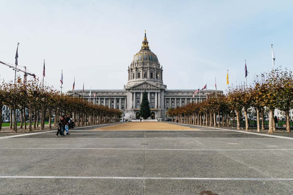 image n.10 of San Francisco: Movie Filming Locations Bus Tour activity in San Francisco, uploaded by supplier