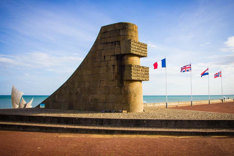 bild nr.5 av Normandie D-Day Landing Beaches VIP-resa från Paris aktivitet i Longues-sur-Mer, uppladdad av arrangören