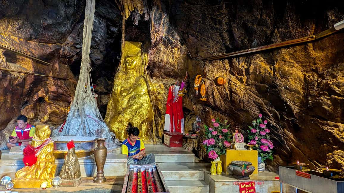 Bild Nr. 17 von Von Pattaya aus: Tagestour Koh Sichang Island mit Tuktuk Tour Aktivität in Bangkok, hochgeladen vom Anbieter