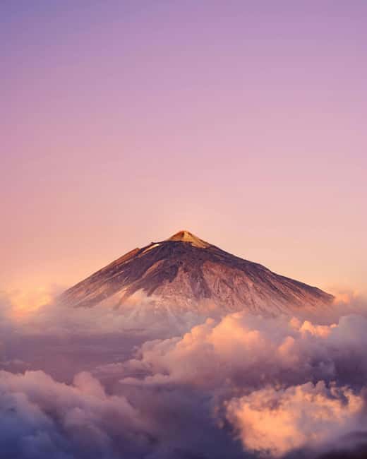 image n.2 of Tenerife: Teide Sunset Adventure with Picnic & Stargazing activity in Santa Cruz de Tenerife, uploaded by supplier