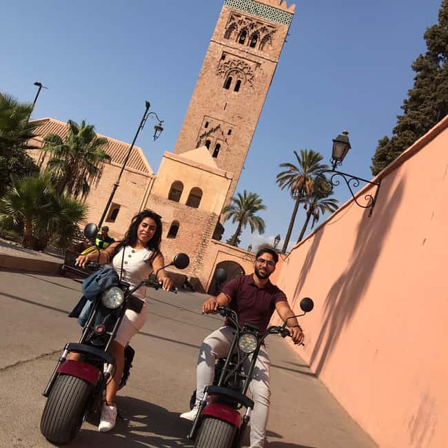 imaginea n.2 a activității Marrakech: Plimbați-vă prin Orașul Roșu într-un tur cu EcoScooter! în Marrakesh, încărcată de organizator