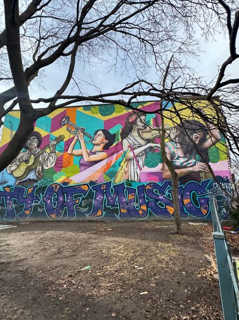image n.10 of Toronto: Street Art and Graffiti Tour Run by Street Artist activity in Toronto, uploaded by supplier