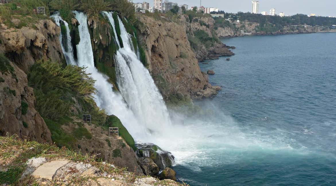 Muratpaşa içindeki Antalya: Tekne Turu, Teleferik ve Şelalelerle Eski Şehir Turu etkinliğinin tedarikçi tarafından yüklenen 5 no'lu görseli