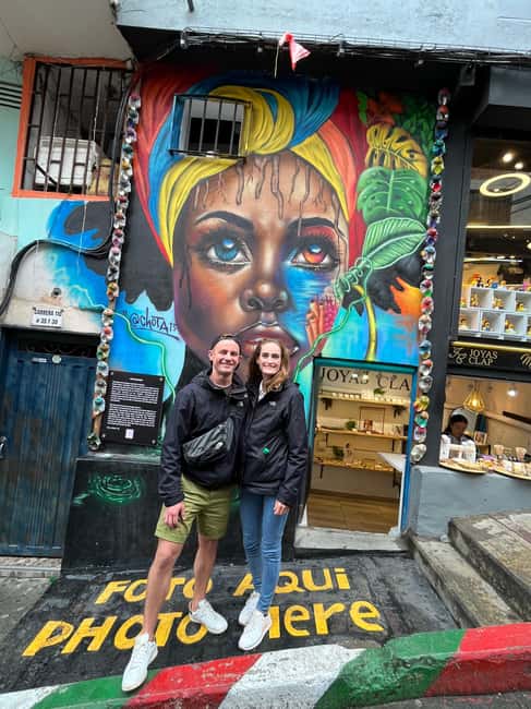 image n.3 of Medellín: Comuna 13 Local History Tour with Graffiti & Snack activity in Medellin, uploaded by supplier