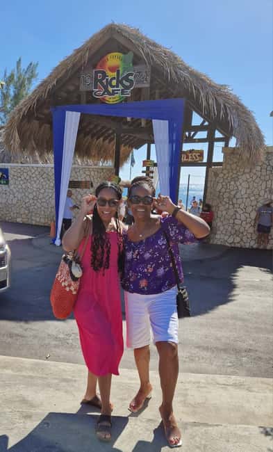 imagem n.4 de De Montego Bay: viagem de um dia a Negril e pôr do sol no Rick's Café atividade em Negril, carregada pelo fornecedor