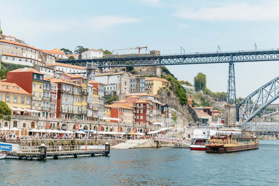 Image N°18 de Porto : Croisière de 6 ponts sur le fleuve Douro activité à Région Nord, Portugal, publiée par le prestataire