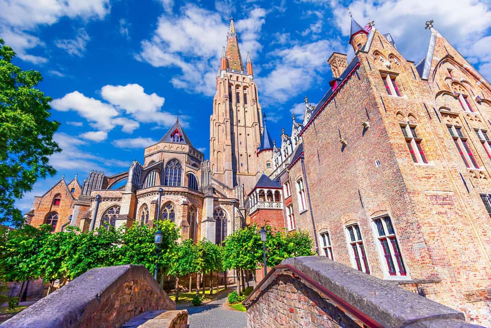 imagen n.º 7 de Desde Bruselas: Brujas en tren con tour guiado y paseo en barco actividad en Brujas, subida por el proveedor