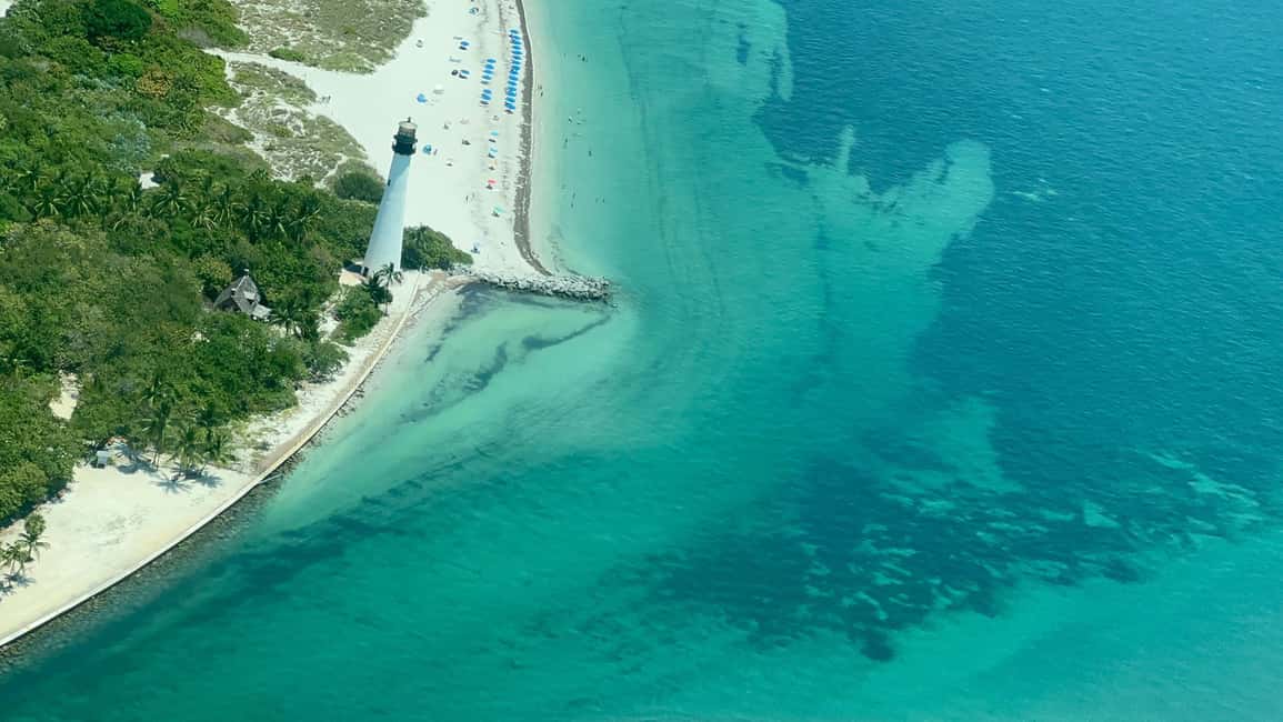 image n.10 of Miami Beach: Private Luxury Airplane Tour with Champagne activity in Miami, uploaded by supplier