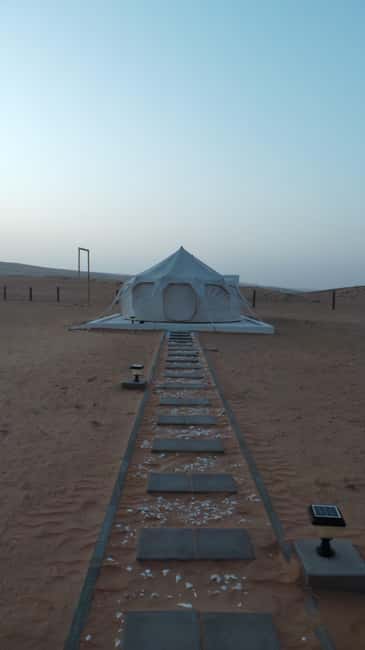 Immagine nº 23 di Da Muscat: Tour guidato di una notte nel campo del deserto attività a Regione al-Sharqiyya, caricata dal fornitore