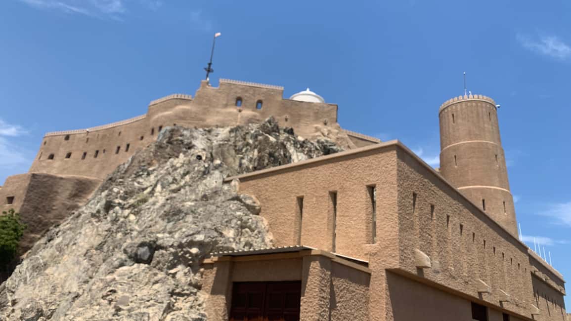 Immagine nº 20 di Muscat : Tour privato della città di Oman con servizio di prelievo e rientro attività a Mascate, caricata dal fornitore