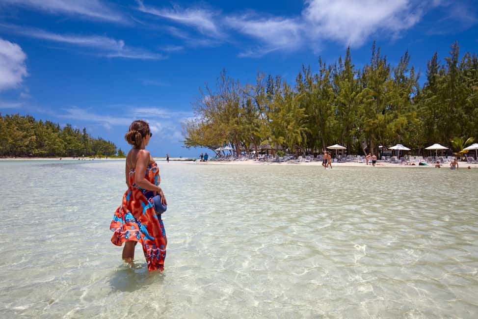 bild nr.7 av Mauritius: Katamarankryssning till Ile Aux Cerfs med BBQ-lunch aktivitet i Mauritius, uppladdad av arrangören