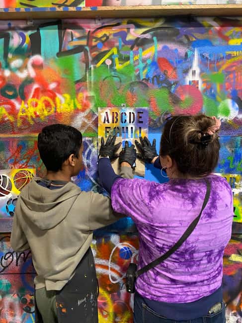 image n.4 of Atlanta: BYOB Spray Paint and Sip activity in Atlanta, uploaded by supplier