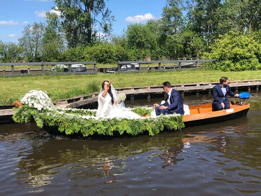 image n.22 of Amsterdam: Keukenhof Tulip Garden and Giethoorn Experience activity in Lisse, uploaded by supplier