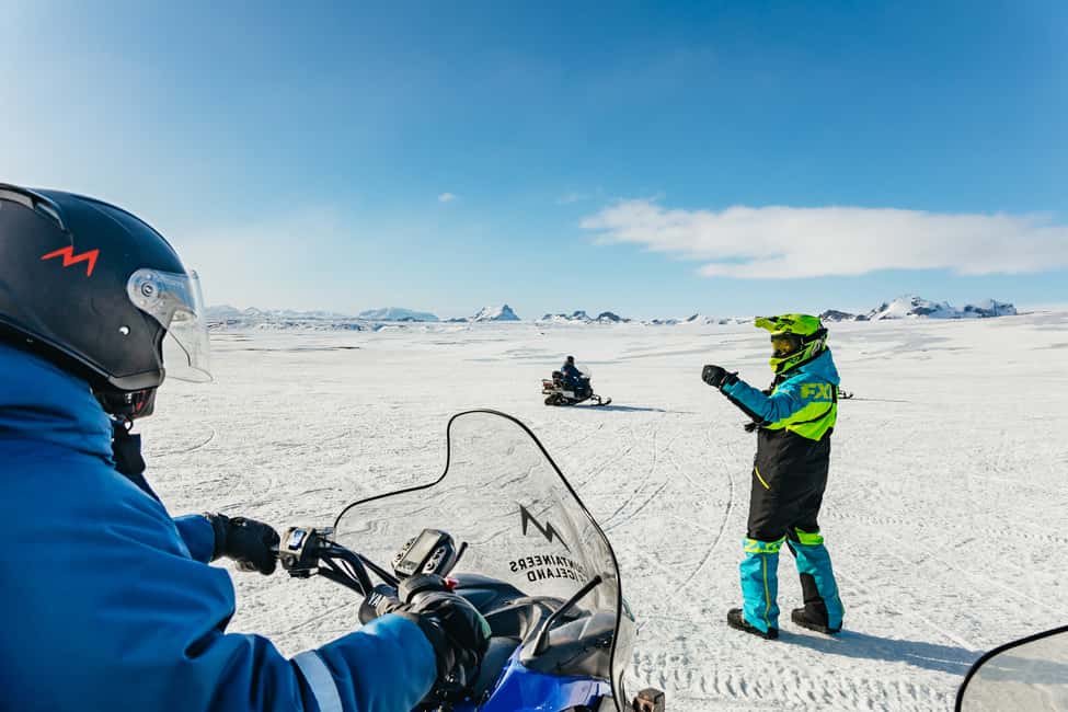 bild nr.15 av Från Reykjavik: Gyllene cirkeln och snöskoteråkning på glaciären aktivitet i Södra Island, uppladdad av arrangören