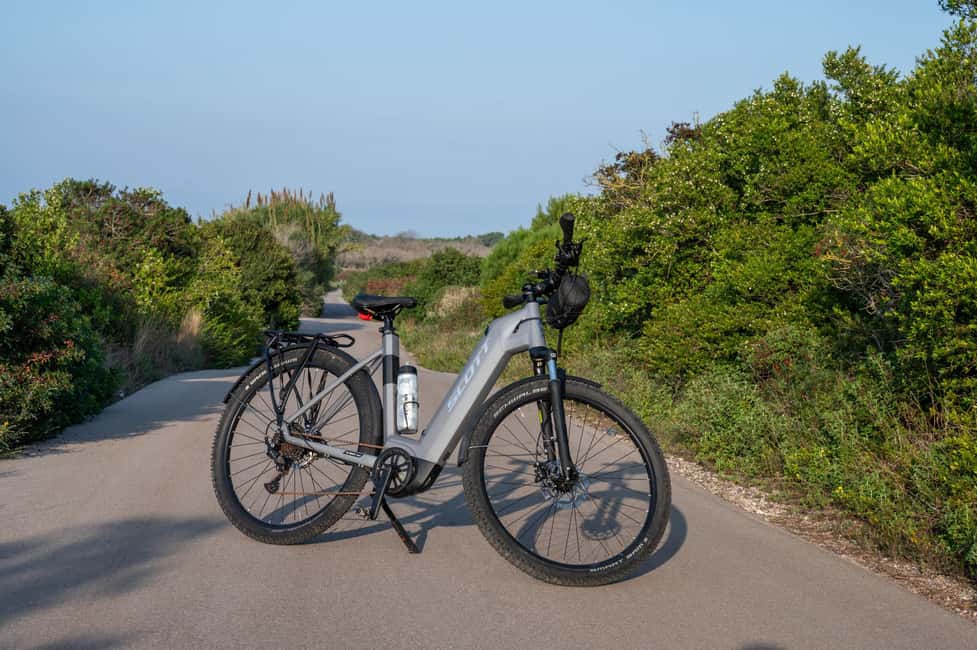 Immagine nº 2 di Tour autoguidato in EBIKE da Lecce, Grotta della Poesia, Otranto - 50 km attività a Otranto, caricata dal fornitore