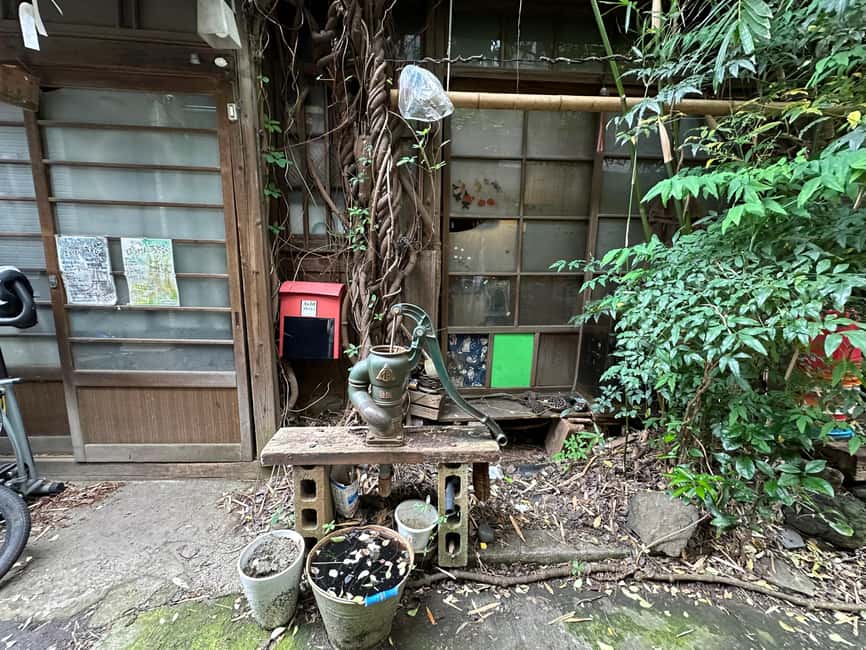 image n.19 of Tokyo : Stroll in the Old traditional town~Yanaka & Nezu activity in Tokyo, uploaded by supplier