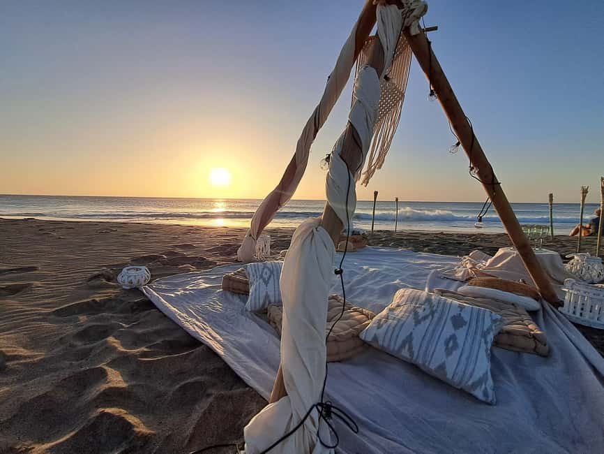 imagem n.7 de Sal: Escapadela Romântica ao Pôr-do-Sol com Vinho e Transfer de ida e volta atividade em Santa Maria, Cabo Verde, carregada pelo fornecedor