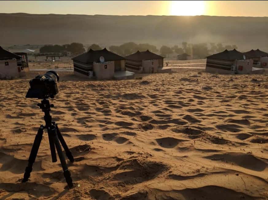Immagine nº 8 di Muscat: Tramonto nel deserto e Wadi Bnai Khalid Tour di un giorno intero + pranzo attività a Regione al-Sharqiyya, caricata dal fornitore