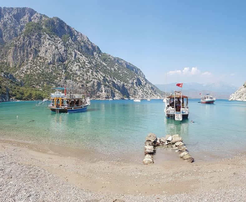 Antalya içindeki Antalya/Kemer: Çamur Banyolu Porto Genoese Tekne Turu etkinliğinin tedarikçi tarafından yüklenen 9 no'lu görseli