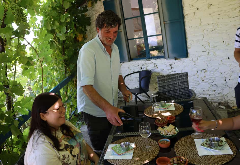 image n.5 of Porto: Douro Valley with Small Wineries, Lunch and Boat Tour activity in Norte Region, uploaded by supplier