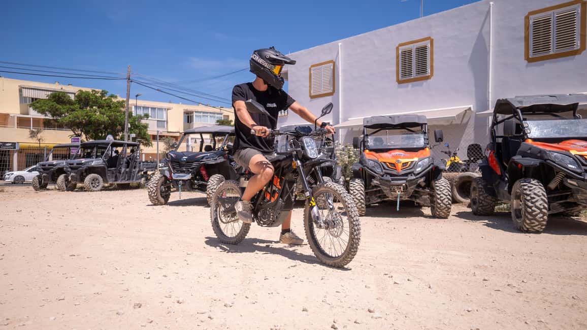 Image N°9 de Ibiza : Tour avec moto cross eléctrica Surron activité à Ibiza (ville), publiée par le prestataire