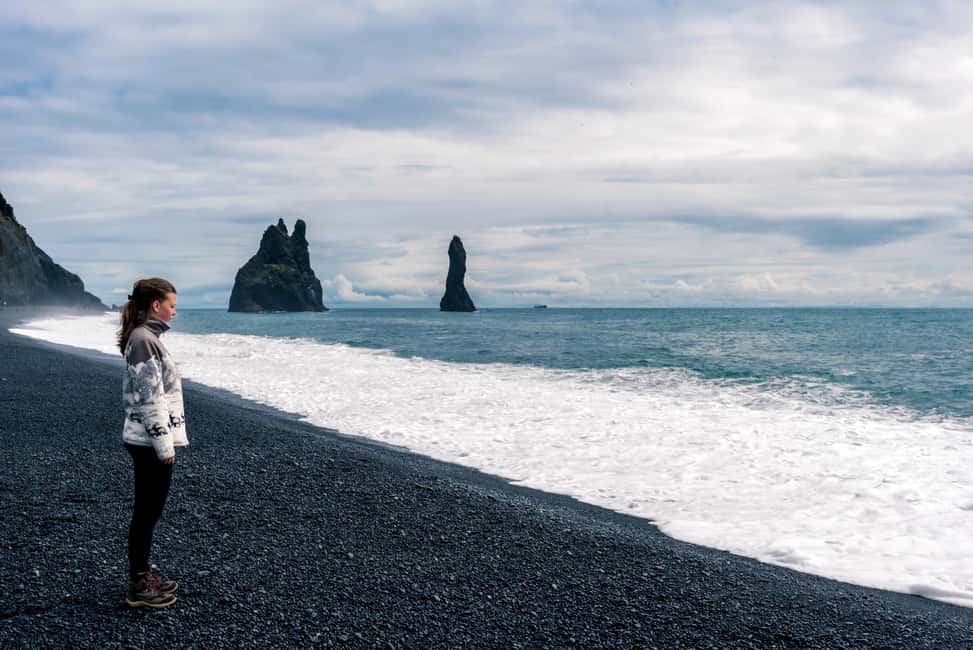 imagen n.º 8 de Reikiavik: Tour épico por la costa sur: cascadas y playa negra actividad en Reikiavik, subida por el proveedor