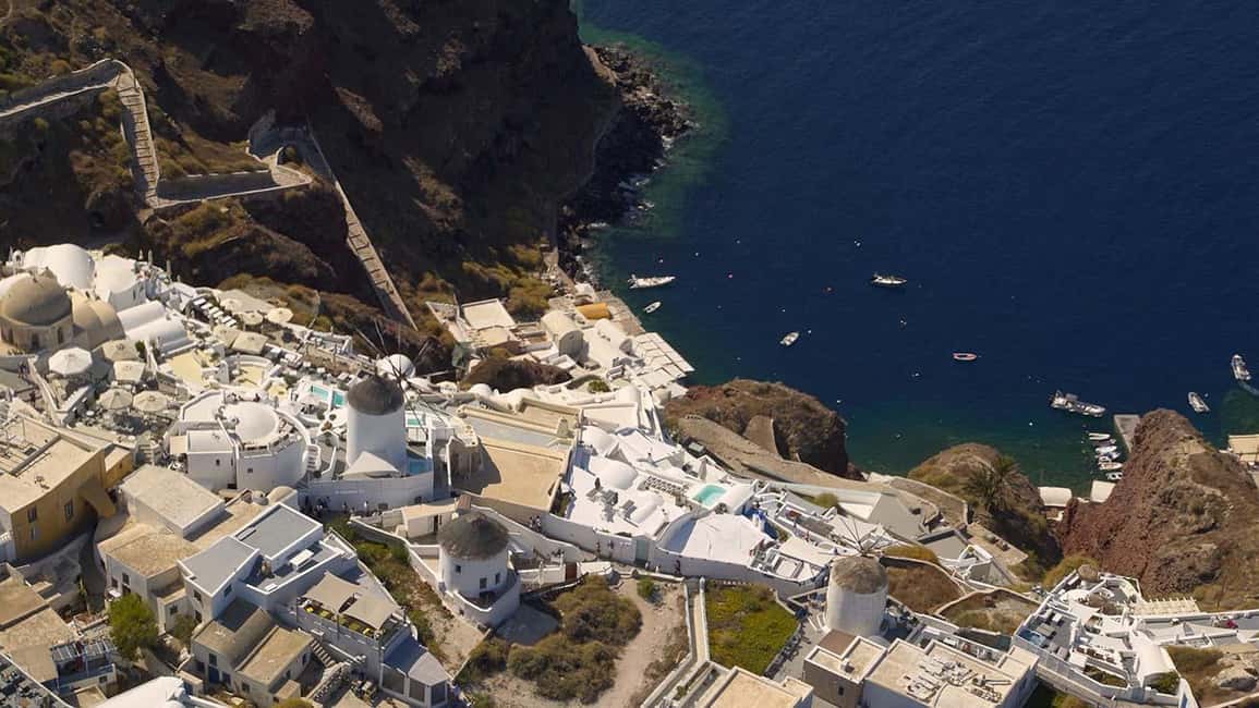 image n.20 of Santorini: 30 Minute Private Helicopter Flight activity in Fira, uploaded by supplier
