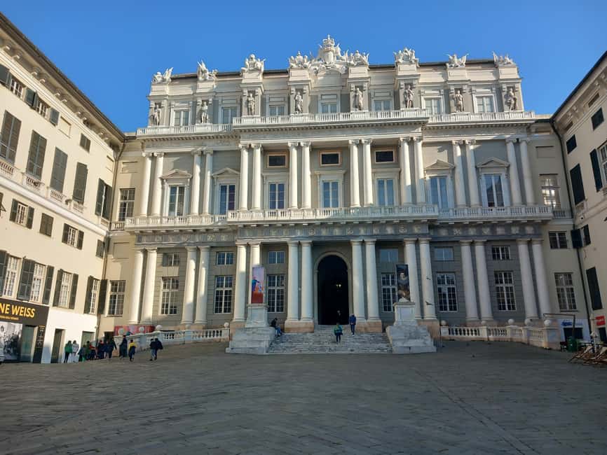 Immagine nº 15 di Genova: biglietto tour Hop-on Hop-off attività a Genova, caricata dal fornitore